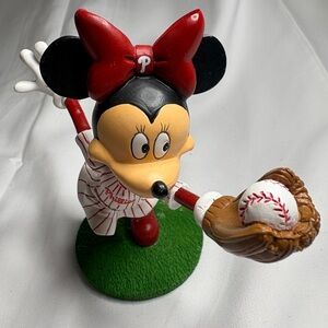 Minnie Mouse Philadelphia Phillies Hamilton Collection "No Fly Zone"